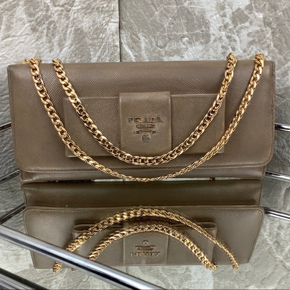Prada saffiano WOC